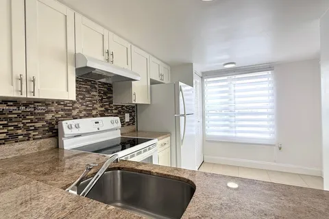 3836 NW 90th Ave # 3836, Sunrise FL 33351