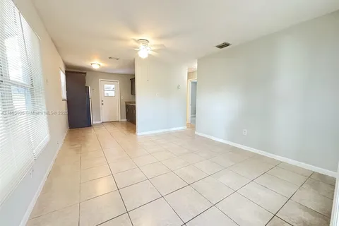3810 SW 55th Ave, Davie FL 33314