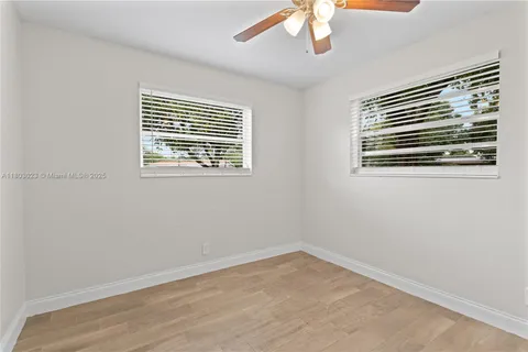 421 SW 64th Ter, Margate FL 33068