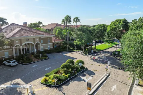 11631 SW 2nd St # 20101, Pembroke Pines FL 33025