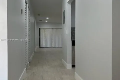 447 Lakeview Dr # 5, Weston FL 33326