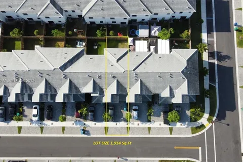 13416 SW 287th St # A, Homestead FL 33033