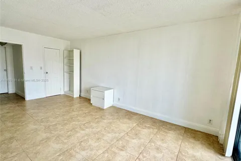 801 Three Islands Blvd # 417, Hallandale Beach FL 33009