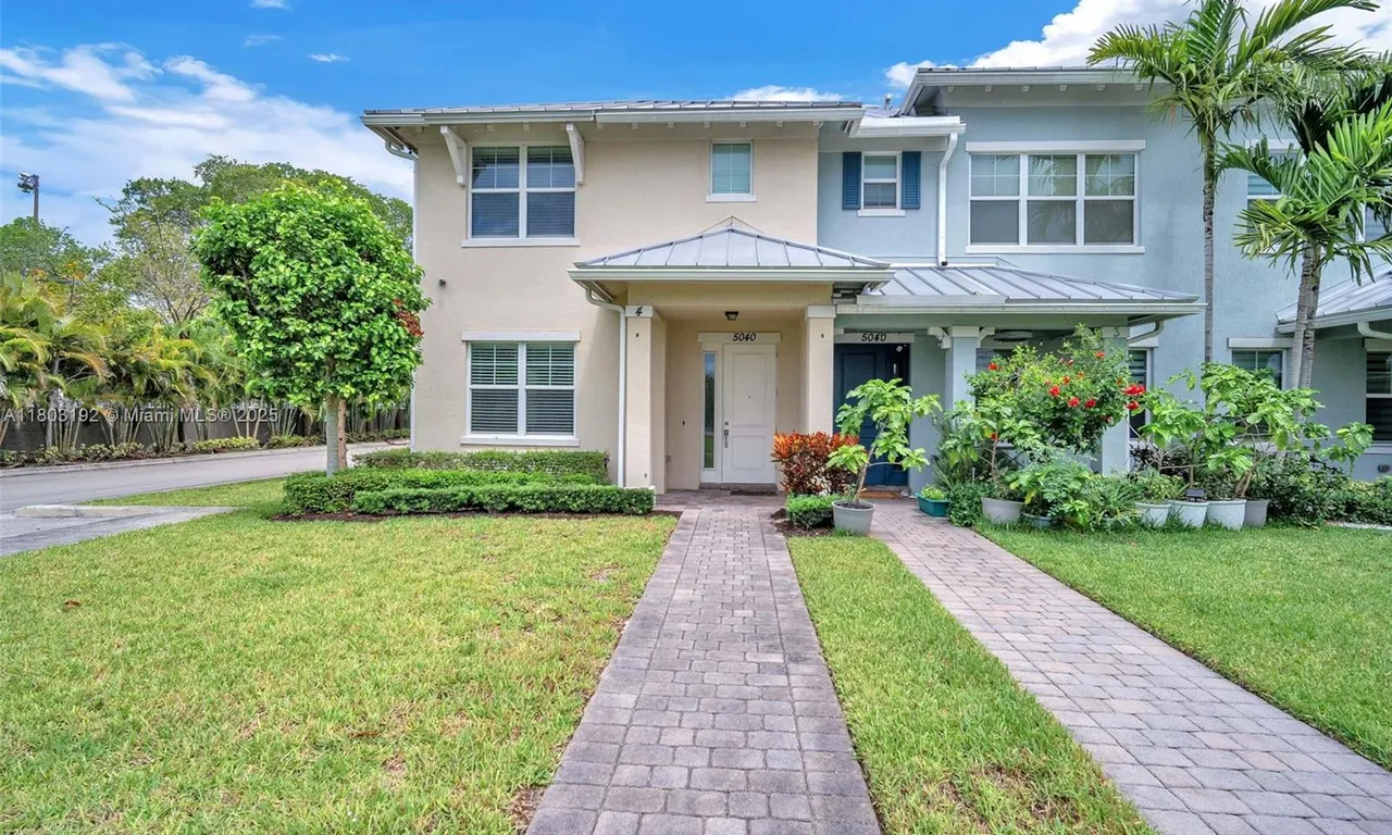 5040 Eucalyptus Dr # 4, Hollywood FL 33021