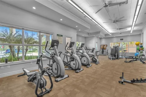 5040 Eucalyptus Dr # 4, Hollywood FL 33021