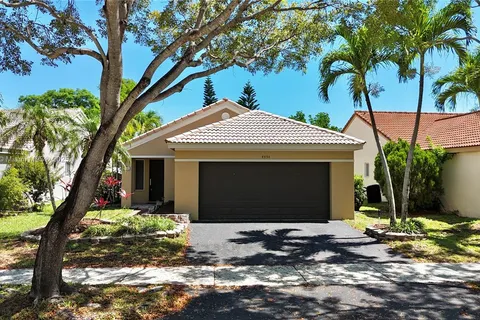 4454 Mahogany Ridge Dr, Weston FL 33331