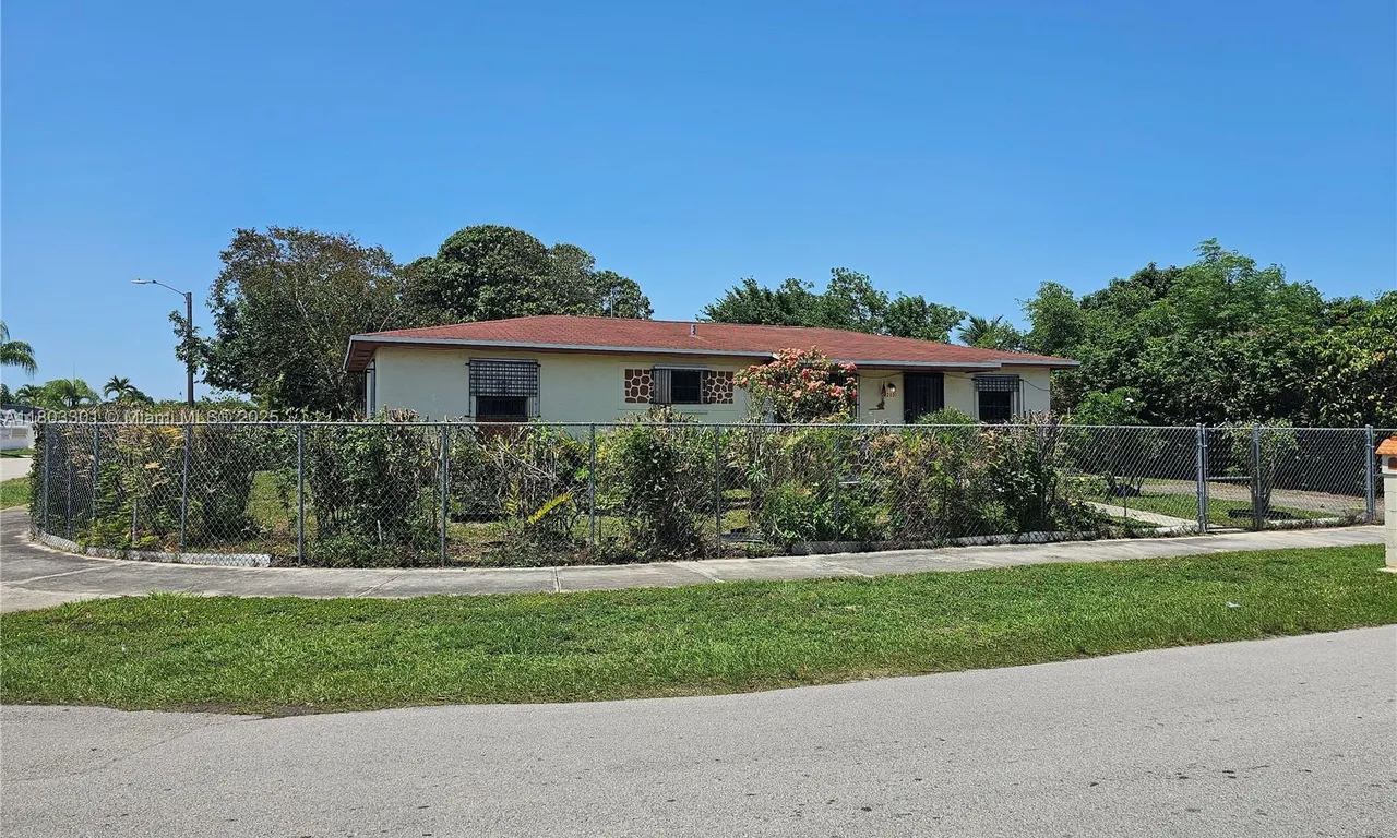 12031 SW 191st Ter, Miami FL 33177