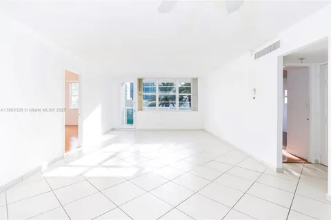 6770 Indian Creek Dr # 4P, Miami Beach FL 33141