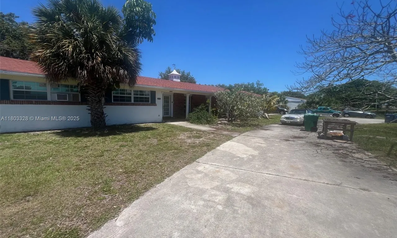 16300 NW 44th Ct, Miami Gardens FL 33054