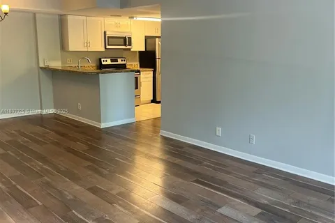 10725 Cleary Blvd # 205, Plantation FL 33324