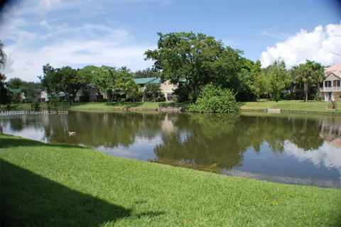 611 N University Dr # 3, Plantation FL 33324
