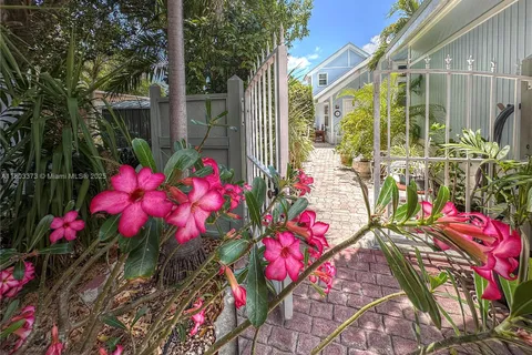 106 Gardenia Ave, Tavernier FL 33070