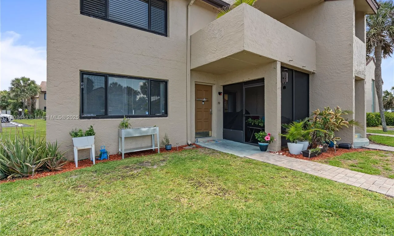 1145 N Shannon # 39, Indialantic FL 32903
