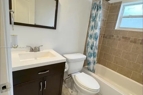 8540   NW 25   CT # 1, Sunrise FL 33322