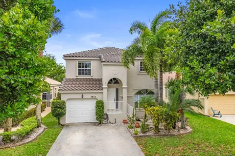 7835 Rockport Cir, Lake Worth FL 33467