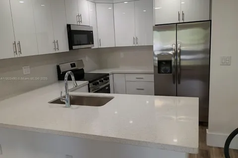 9033 SW 123rd Ct # 203, Miami FL 33186