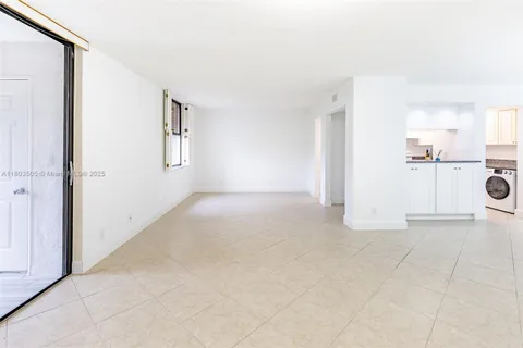 3490 N KEY DR # 106, Fort Myers FL 33903
