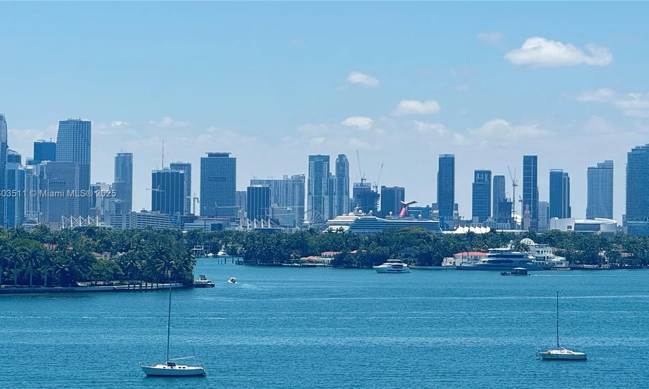 1200 West Ave # 704, Miami Beach FL 33139