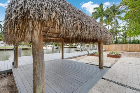 7601 NE 9th Ave, Miami FL 33138