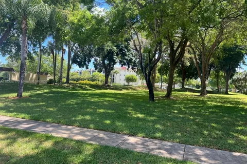 23344 Carolwood Ln # 106, Boca Raton FL 33428