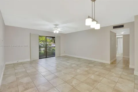7915 SW 86th St # 705, Miami FL 33143
