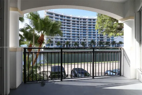3245 NE 184th St # 13203, Aventura FL 33160