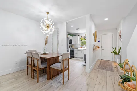 7165 W 13th Ave, Hialeah FL 33014