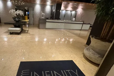 60 SW 13th St # 2824, Miami FL 33130