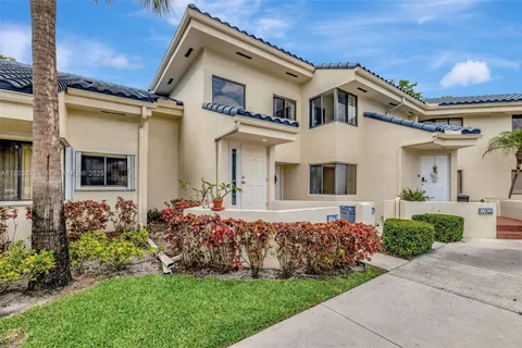8043 NW 15th Mnr # 8043, Plantation FL 33322
