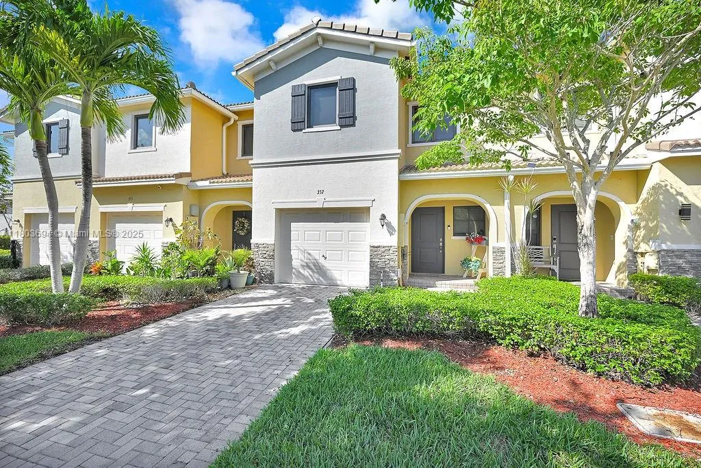 357 NE 194th Ter, Miami FL 33179