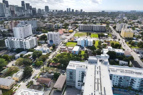212 NW 7th Ave, Miami FL 33128