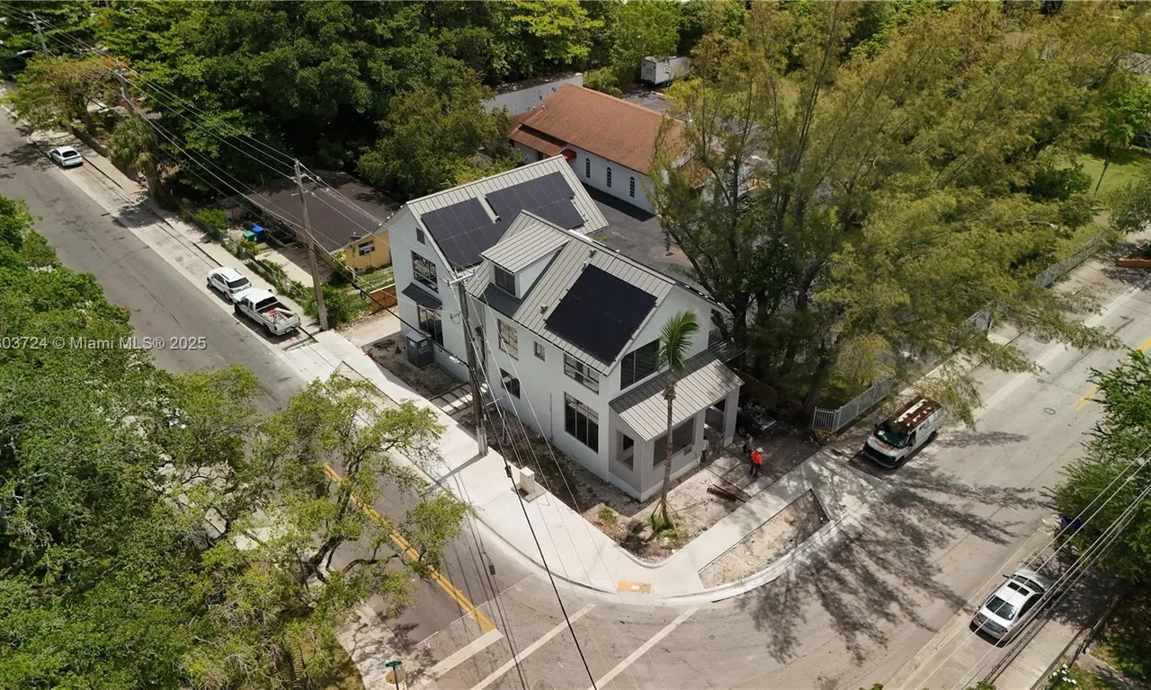 3604 Day Ave # 3604, Miami FL 33133