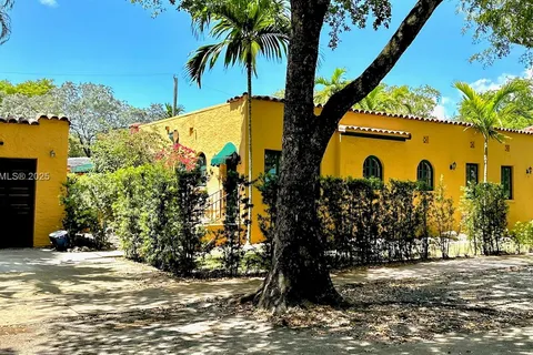 1103 Genoa St, Coral Gables FL 33134