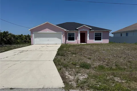 2812 62ND ST W, Lehigh Acres FL 33971