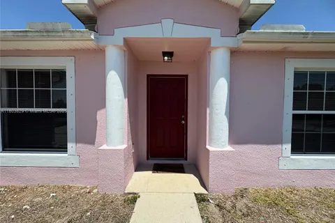 2812 62ND ST W, Lehigh Acres FL 33971