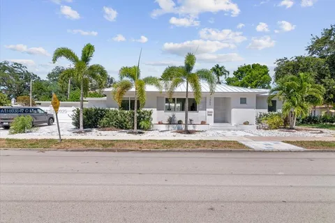 1459 Jefferson St, Hollywood FL 33020