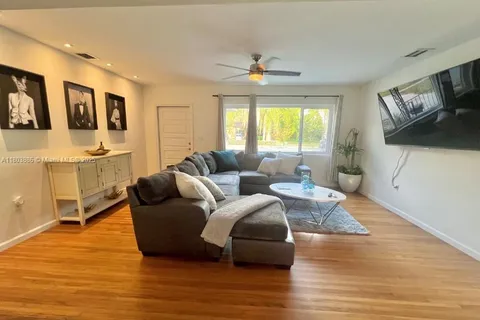 12530 NE 4 Ave, North Miami FL 33161