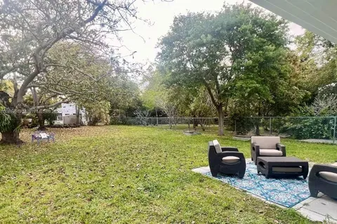 12530 NE 4 Ave, North Miami FL 33161