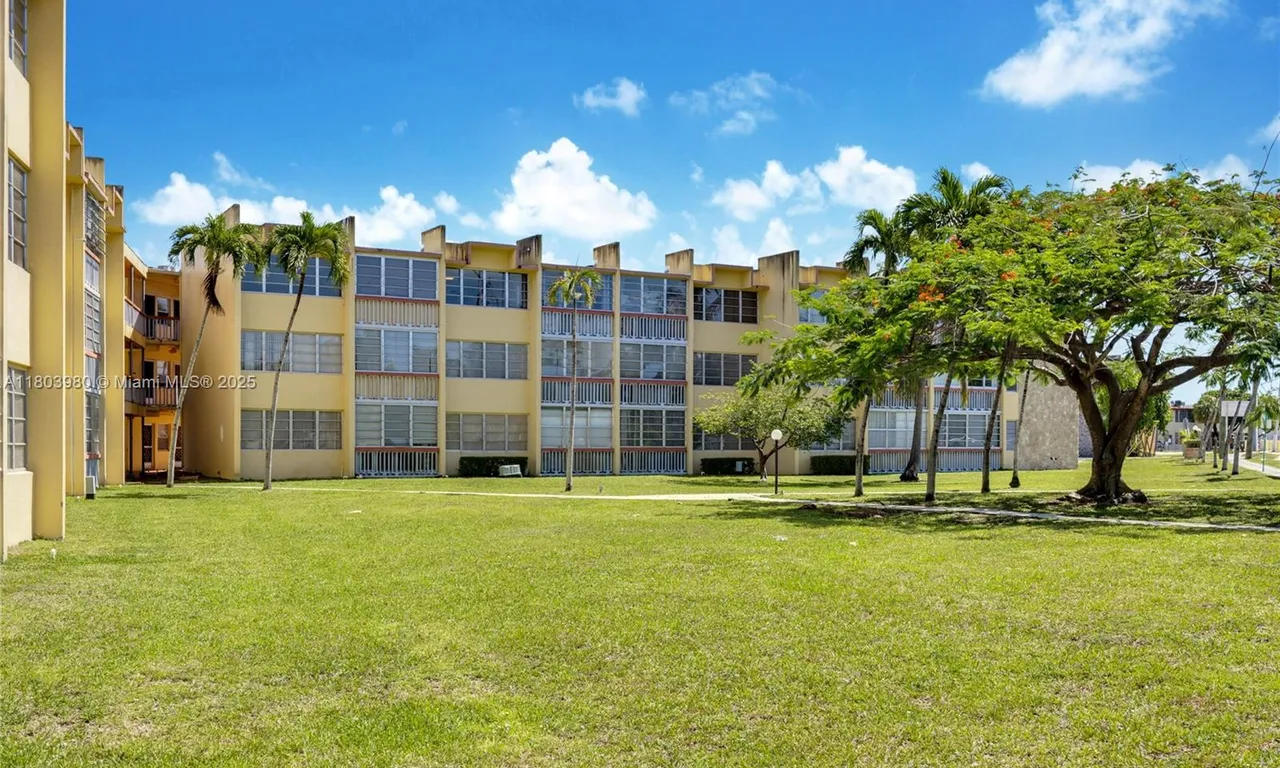 1551 NE Miami Gardens Dr # 322, Miami FL 33179