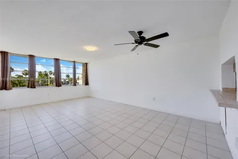 1551 NE Miami Gardens Dr # 322, Miami FL 33179