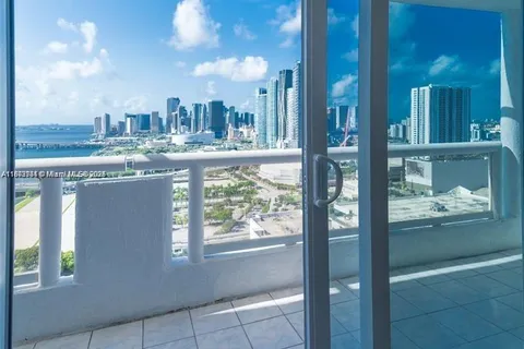 1717 N Bayshore Dr # 3353, Miami FL 33132