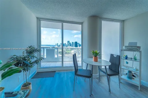 1717 N Bayshore Dr # 3353, Miami FL 33132