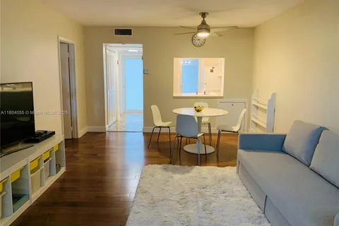 1481 S Ocean Blvd # 211E, Lauderdale By The Sea FL 33062