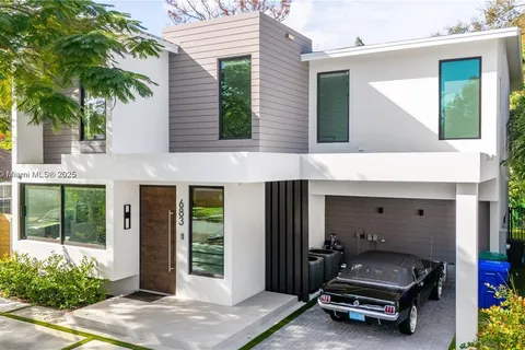 683 NE 68th, Miami FL 33138