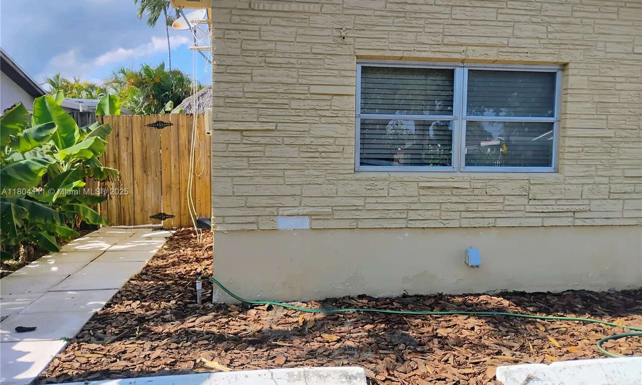 4121 Thomas St # 1, Hollywood FL 33021