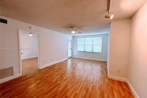 4521 W Mcnab Rd # 13, Pompano Beach FL 33069