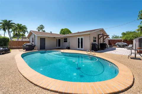 22226 SW 65th Ter, Boca Raton FL 33428