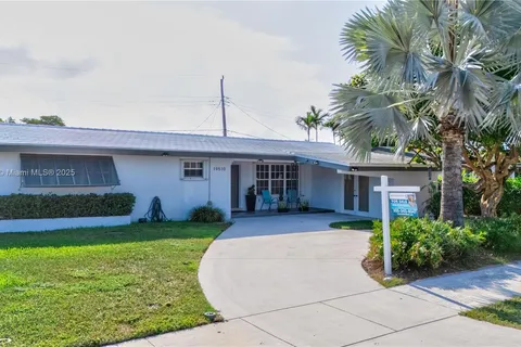 19510 NE 19th Ave, Miami FL 33179