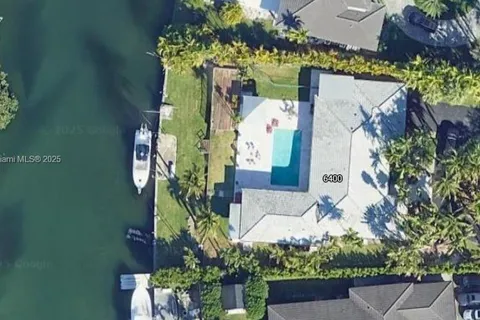 6400 Caballero Blvd, Coral Gables FL 33146