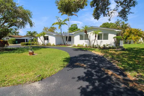 17640 SW 84th Ct, Palmetto Bay FL 33157